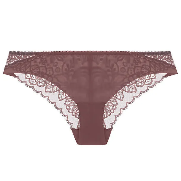 Amourette Spotlight Brazilian