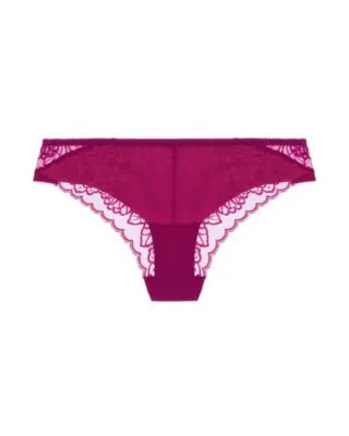 Amourette Spotlight Brazilian