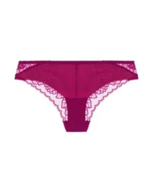 Amourette Spotlight Brazilian