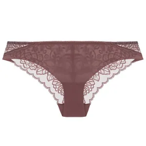Amourette Spotlight Brazilian