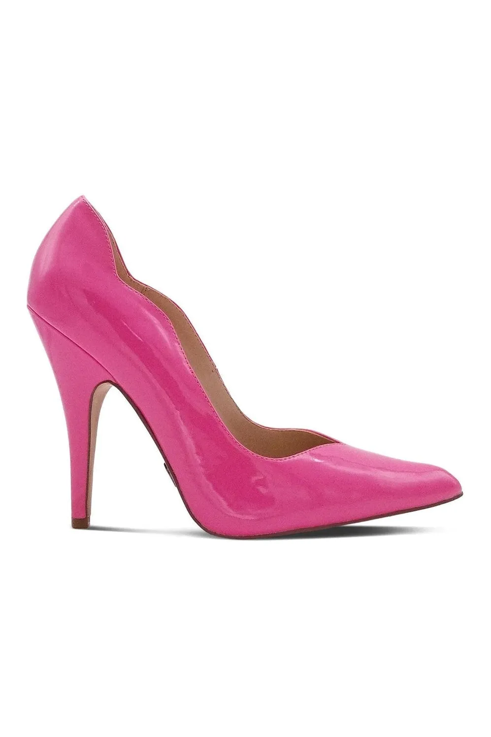 V-Shaped Topline Cute Scalloped Detailed Pump
